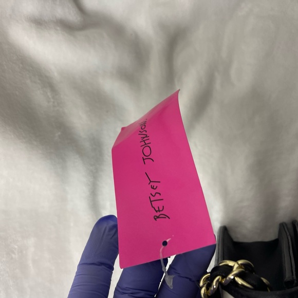 Betsy Johnson shoulder bag, NWT - Picture 11 of 12